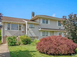 17 Chestnut St, Carteret, NJ 07008