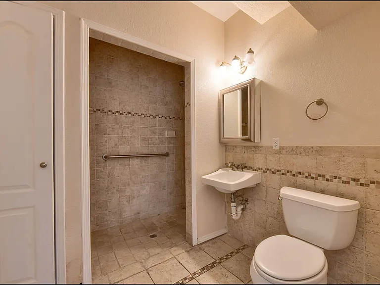 6123 La Posta Dr — Photo 17