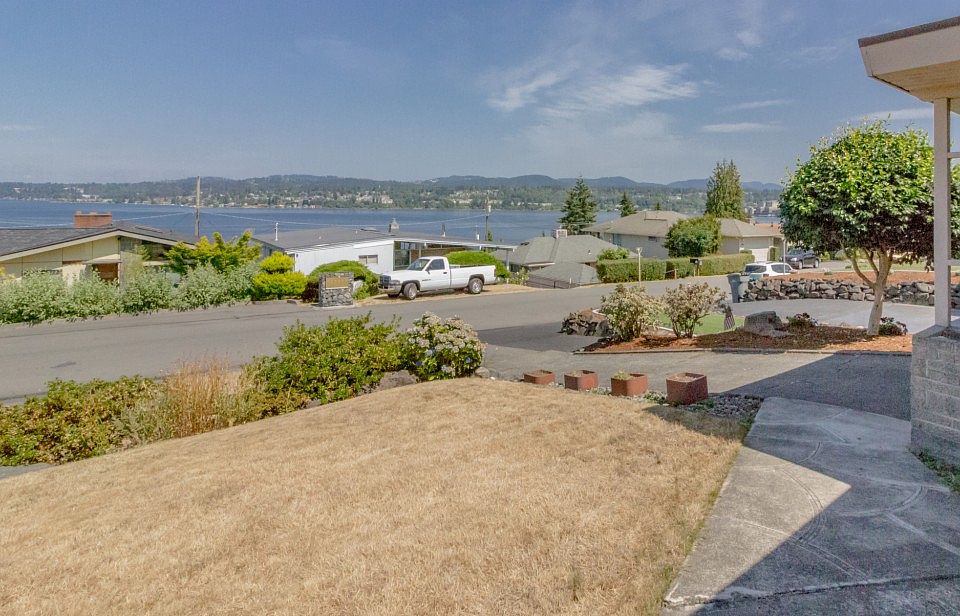 1st image of 10867 Dixon Dr S