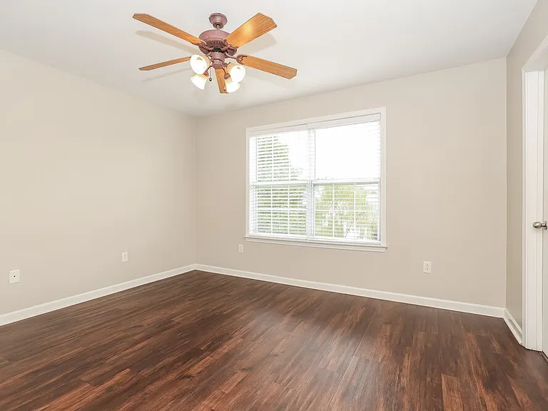 1606 Safe Harbor Ct — Photo 10