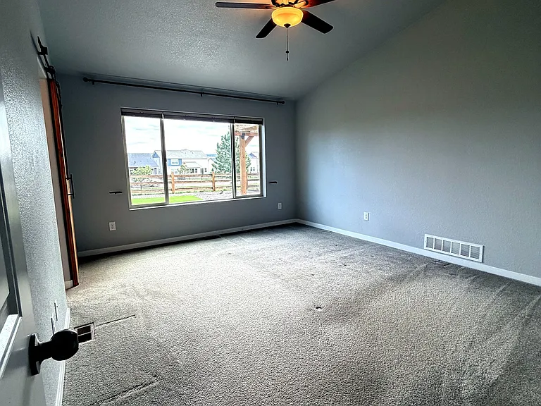 15661 Lake Mist Dr — Photo 10
