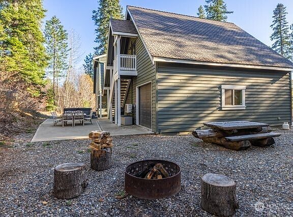 4th image of 291 Sierra Lane