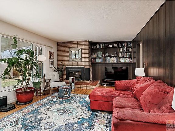 4th image of 2716 Custer Ave
