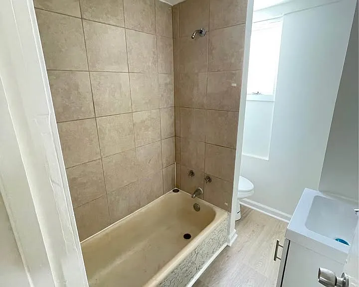 925 Butternut St #1 — Photo 3