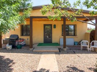 305 Fiesta St, Santa Fe, NM 87501