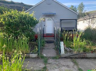 1603 Cedar St, Colfax, WA 99111