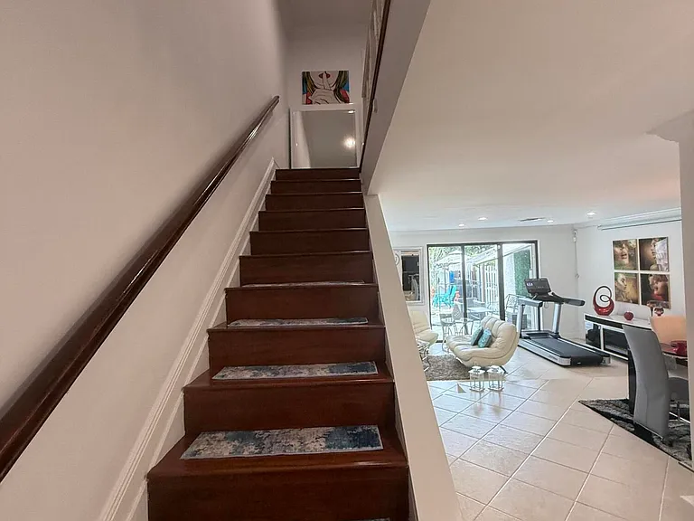 12394 Westhampton Cir — Photo 16