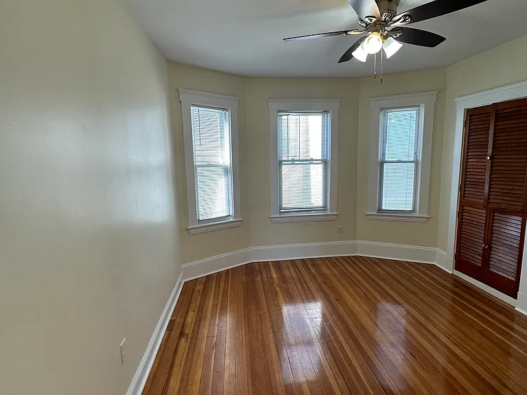 35 George St #3 — Photo 23