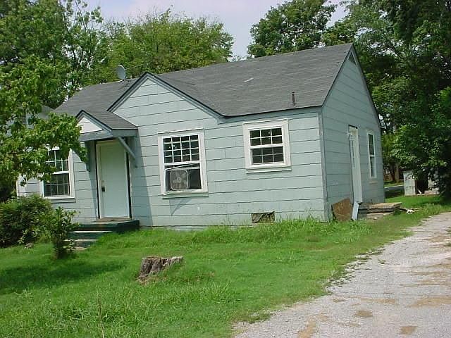 1st image of 406 6th Ave NW