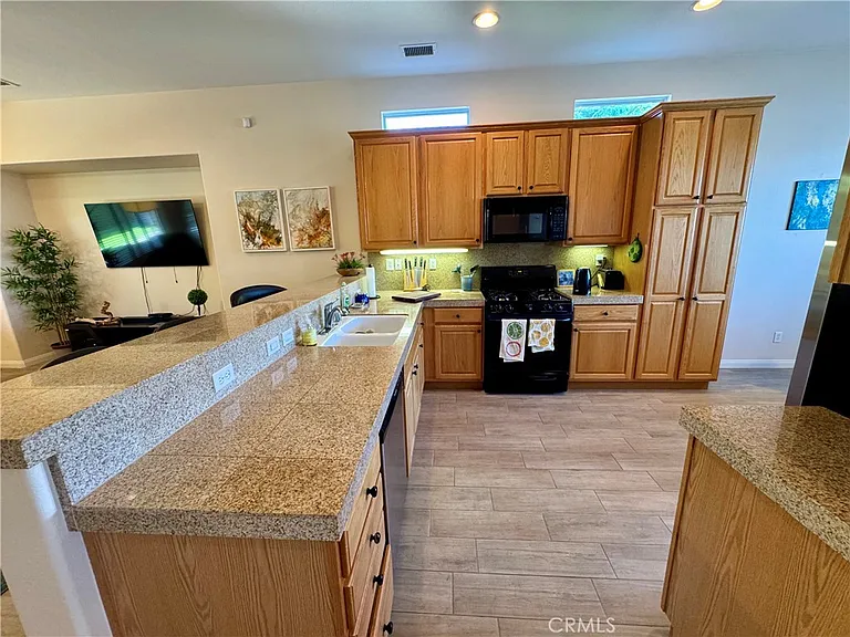 80589 Hoylake Dr — Photo 5