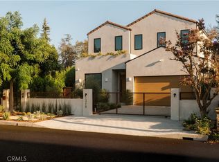 13218 Hesby St, Sherman Oaks, CA 91423