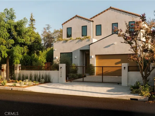 13218 Hesby St, Sherman Oaks, CA 91423