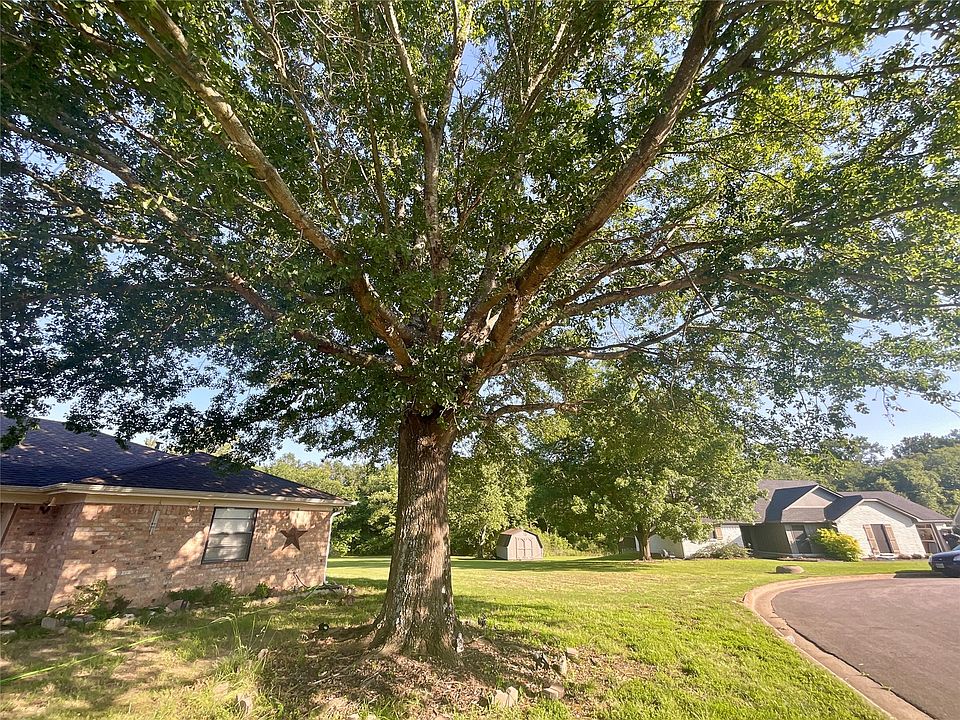 1st image of 1820 Gena Dr