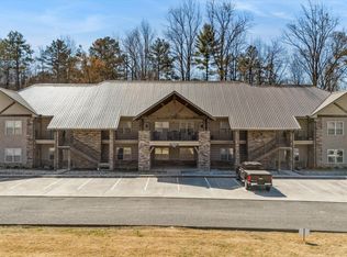 235 Bishops Cap Cir #102, Townsend, TN 37882
