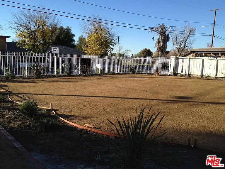 26416 San Jacinto St #26416 — Photo 10