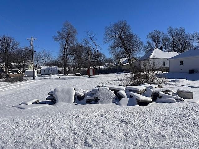 2nd image of S Nettleton St