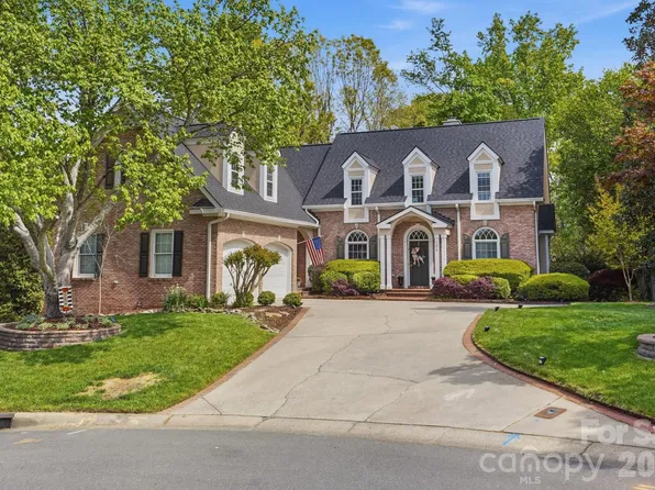 11078 Deep Cove Dr, Tega Cay, SC 29708