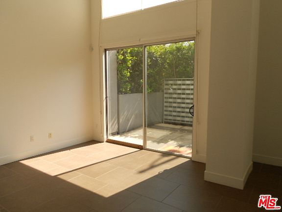 4th image of 1700 Sawtelle Blvd APT 121