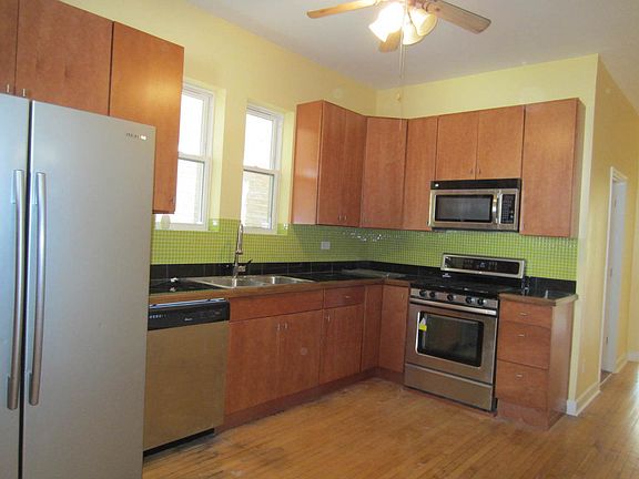 4th image of 2911 N Troy St