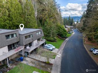 16932 NE 2nd Pl, Bellevue, WA