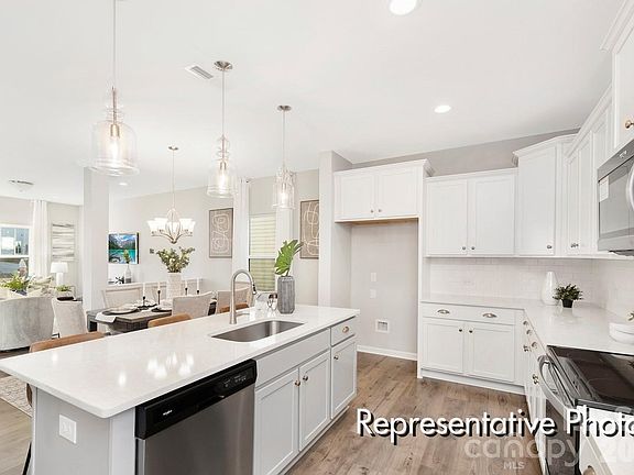 3rd image of 443 Laurel Oak Ave #112P