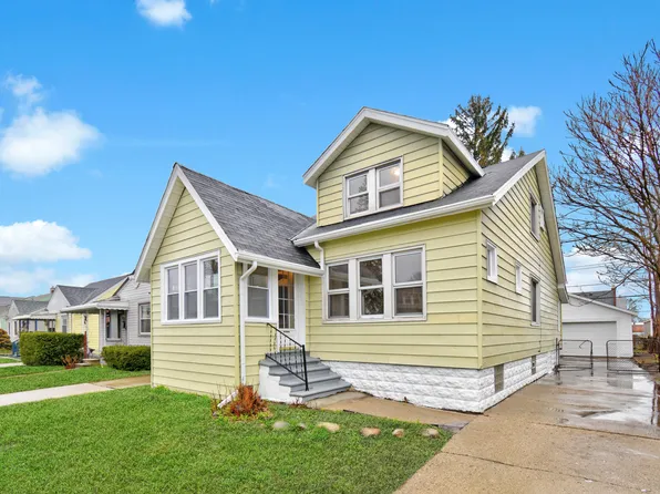 345 E Goulson Ave, Hazel Park, MI 48030