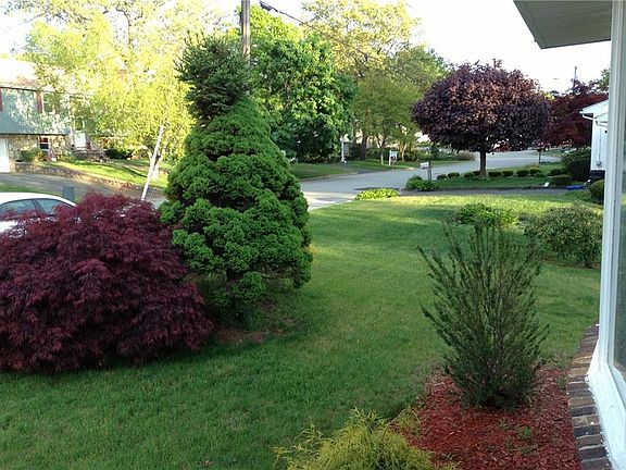 4th image of 16 Julia Dr