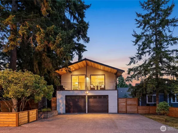 12544 25th Avenue NE, Seattle, WA 98125