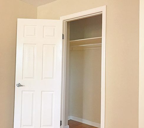 5th image of 8825 153rd St APT 5