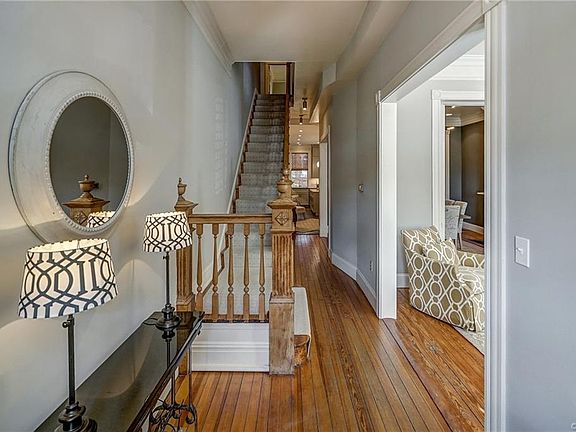 5th image of 2802 E Franklin St