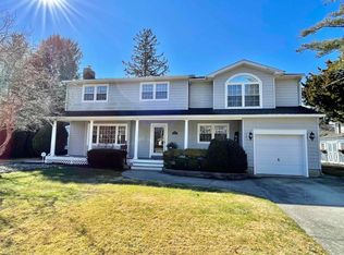 9 Dawn Dr, Linwood, NJ 08221