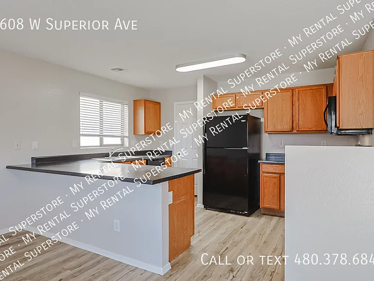 8608 W Superior Ave — Photo 7
