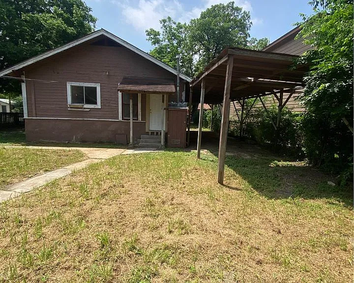 147 Grapeland Ave — Photo 9