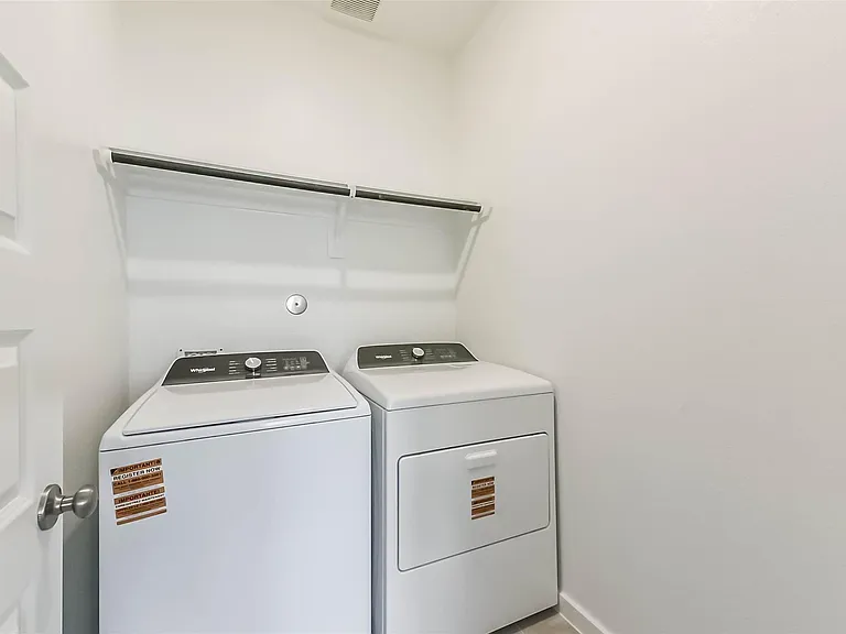 583 Avisa Dr — Photo 26
