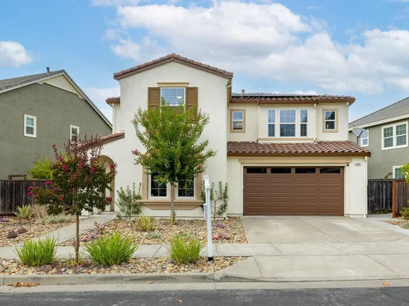 1987 Woodsage Way, Santa Rosa, CA 95404