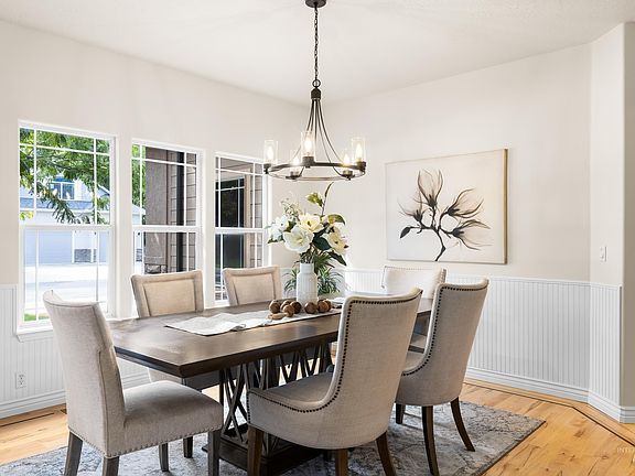 2nd image of 6048 N Harbor Town Pl