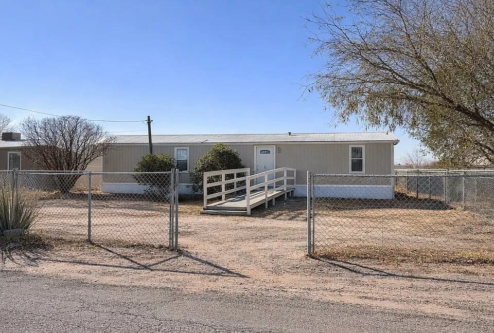 228 Paradise Way