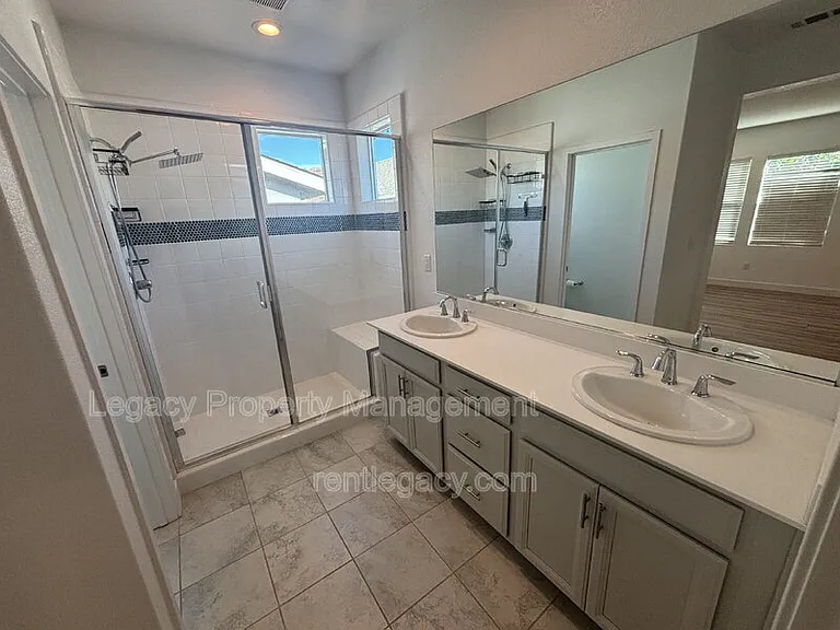 3568 Troy Dalton St — Photo 22