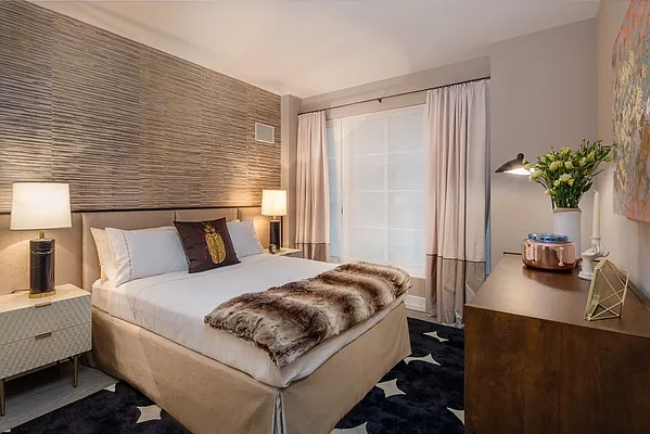 Sold by Extell Marketing Group LLC | media 13