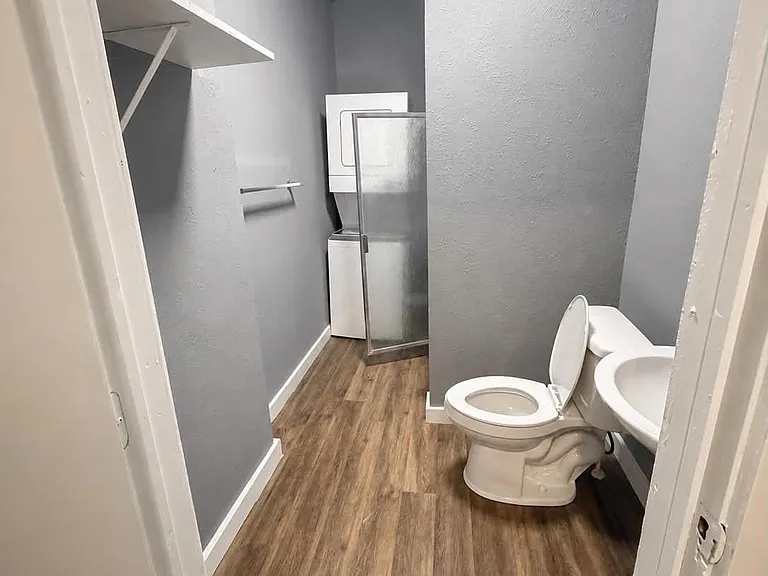 2623 Avenue Q — Photo 10