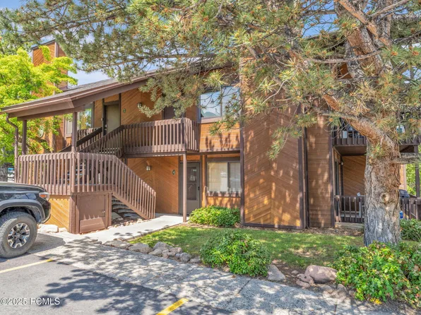 2025 Canyons Resort Dr APT R8, Park City, UT 84098