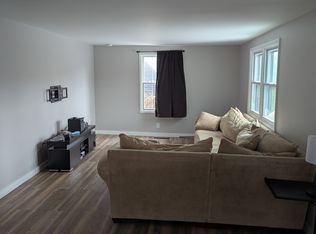 314 River Meadow Dr, Rochester, NY 14623