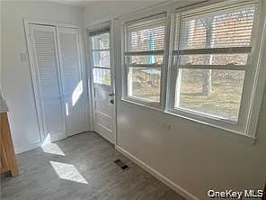 5 Louis Ave — Photo 15