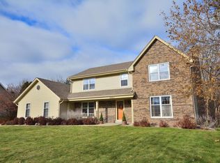 15810 Laura Ln, Brookfield, WI 53005