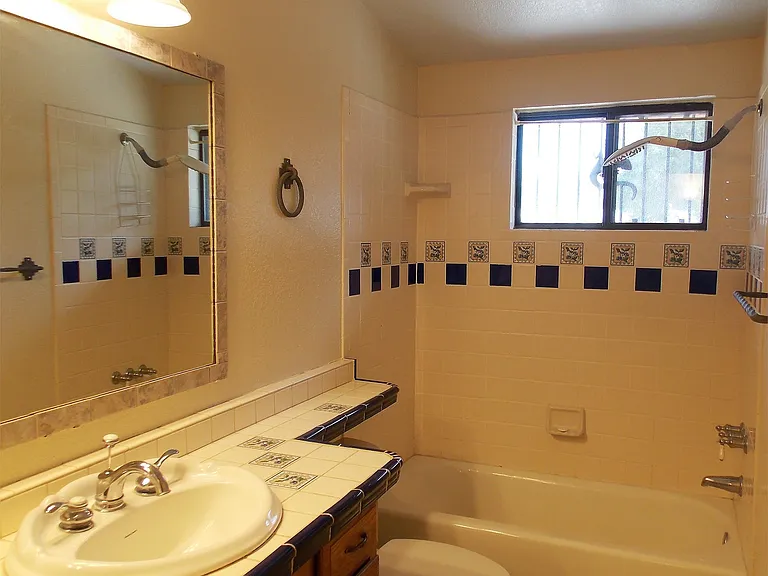 2351 W Placita Algodon — Photo 3