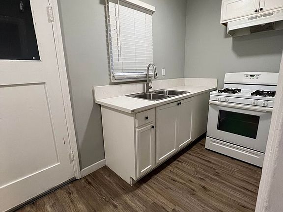 4th image of 239 W 80th St #241