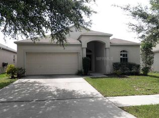 6812 Monarch Park Dr, Apollo Beach, FL 33572