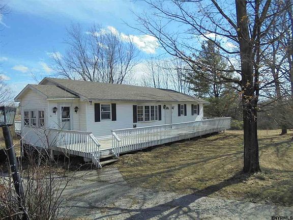 5th image of 160 Lantern Dr