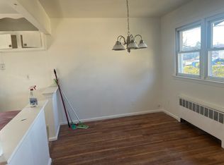(Undisclosed Address), Floral Park, NY 11001
