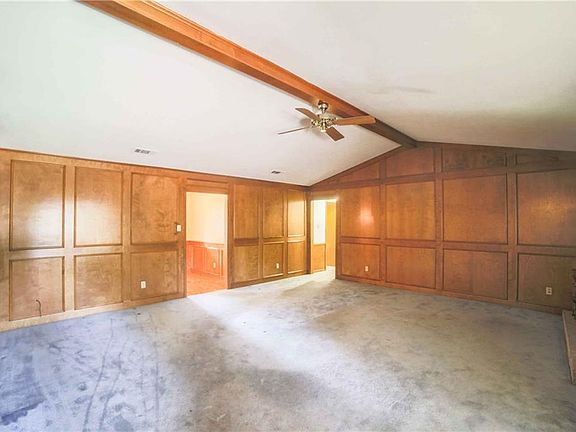 5th image of 1209 Lexington Dr